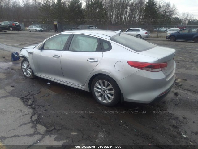 Photo 2 VIN: 5XXGT4L36JG258171 - KIA OPTIMA 