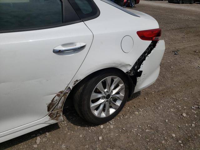 Photo 8 VIN: 5XXGT4L36JG266545 - KIA OPTIMA LX 