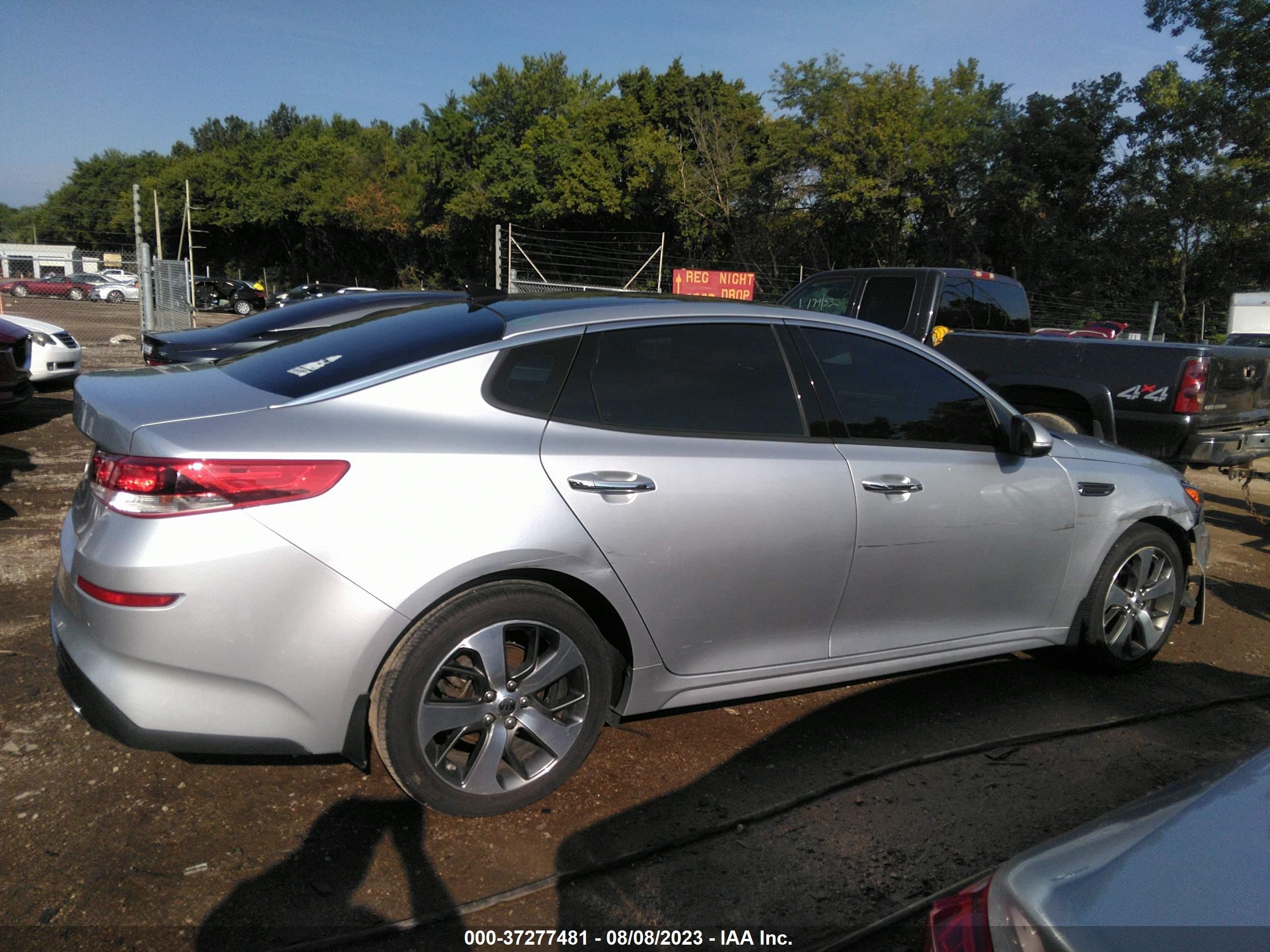 Photo 12 VIN: 5XXGT4L36KG300890 - KIA OPTIMA 