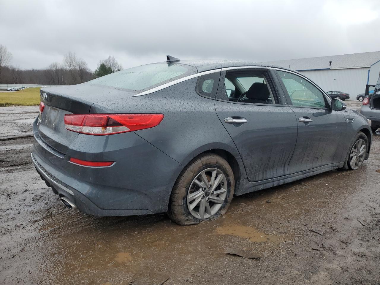 Photo 2 VIN: 5XXGT4L36LG393282 - KIA OPTIMA 