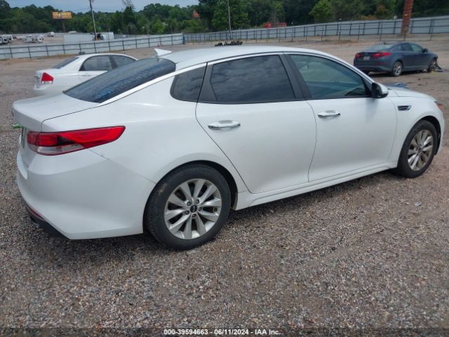 Photo 3 VIN: 5XXGT4L37GG001366 - KIA OPTIMA 