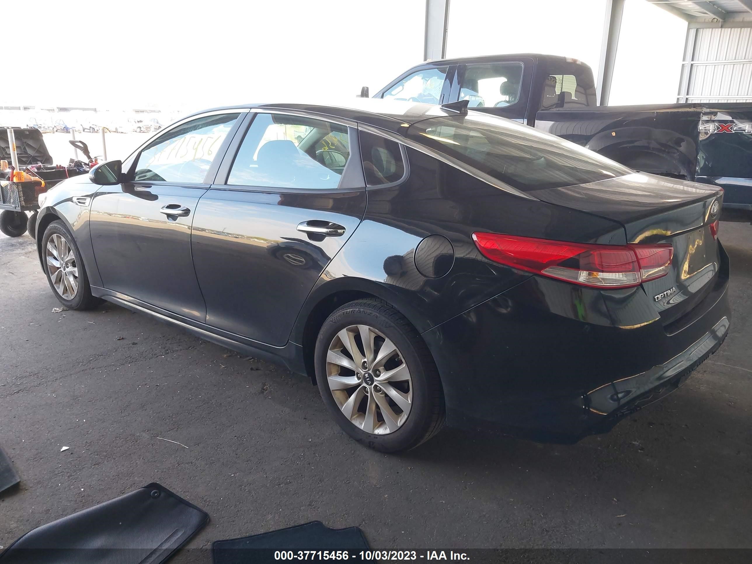 Photo 2 VIN: 5XXGT4L37GG002727 - KIA OPTIMA 