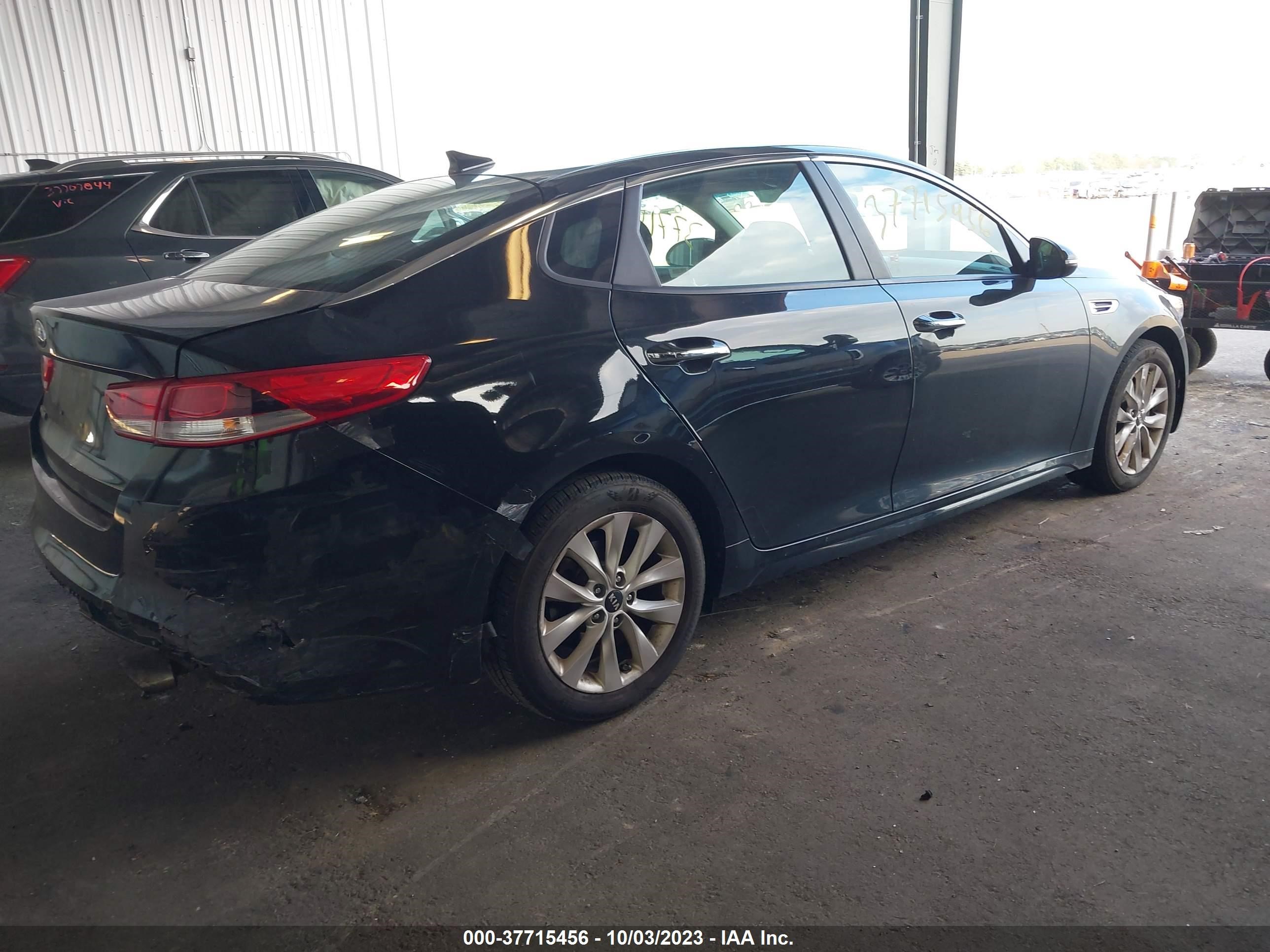 Photo 3 VIN: 5XXGT4L37GG002727 - KIA OPTIMA 