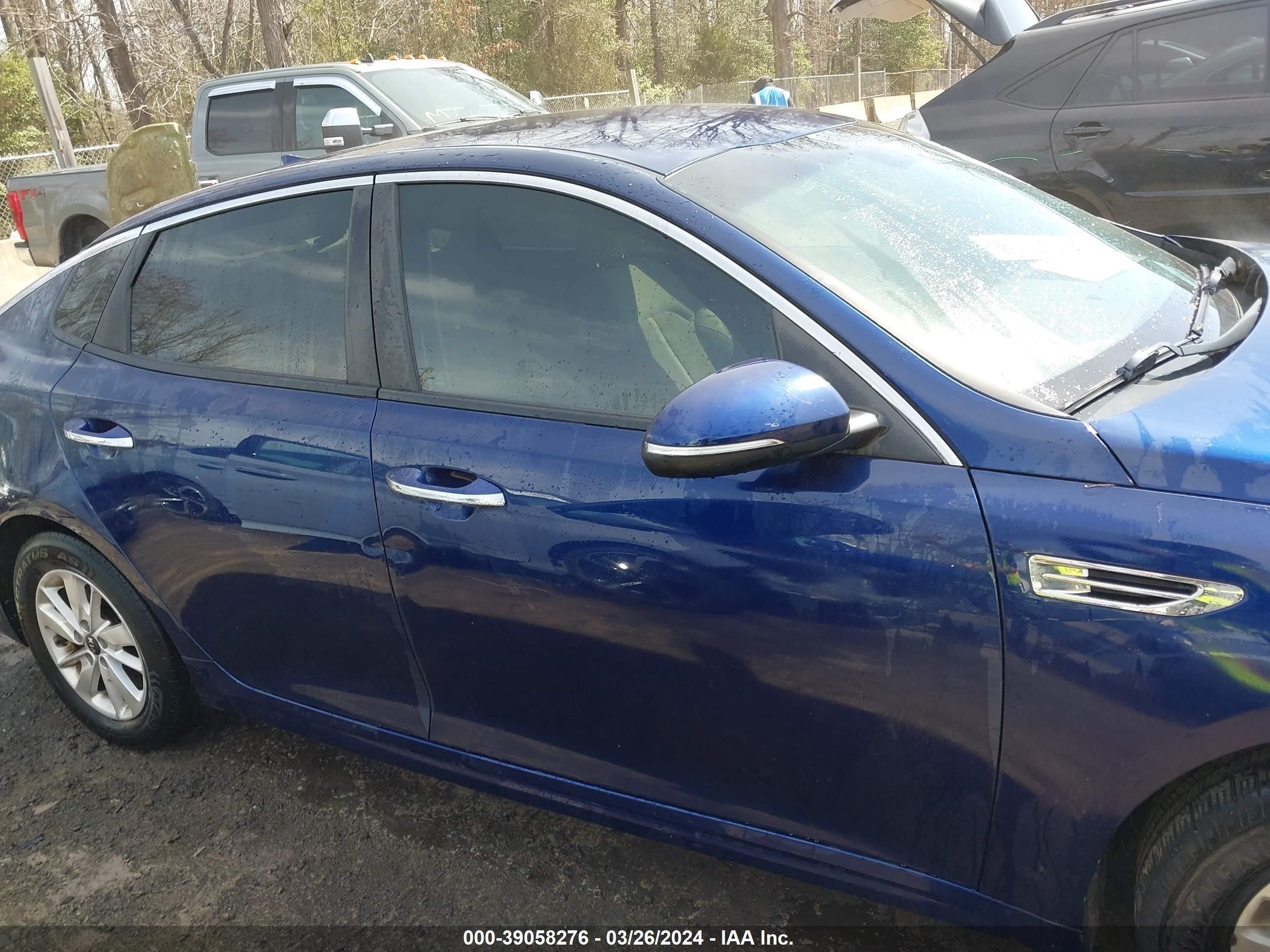 Photo 11 VIN: 5XXGT4L37GG008706 - KIA OPTIMA 