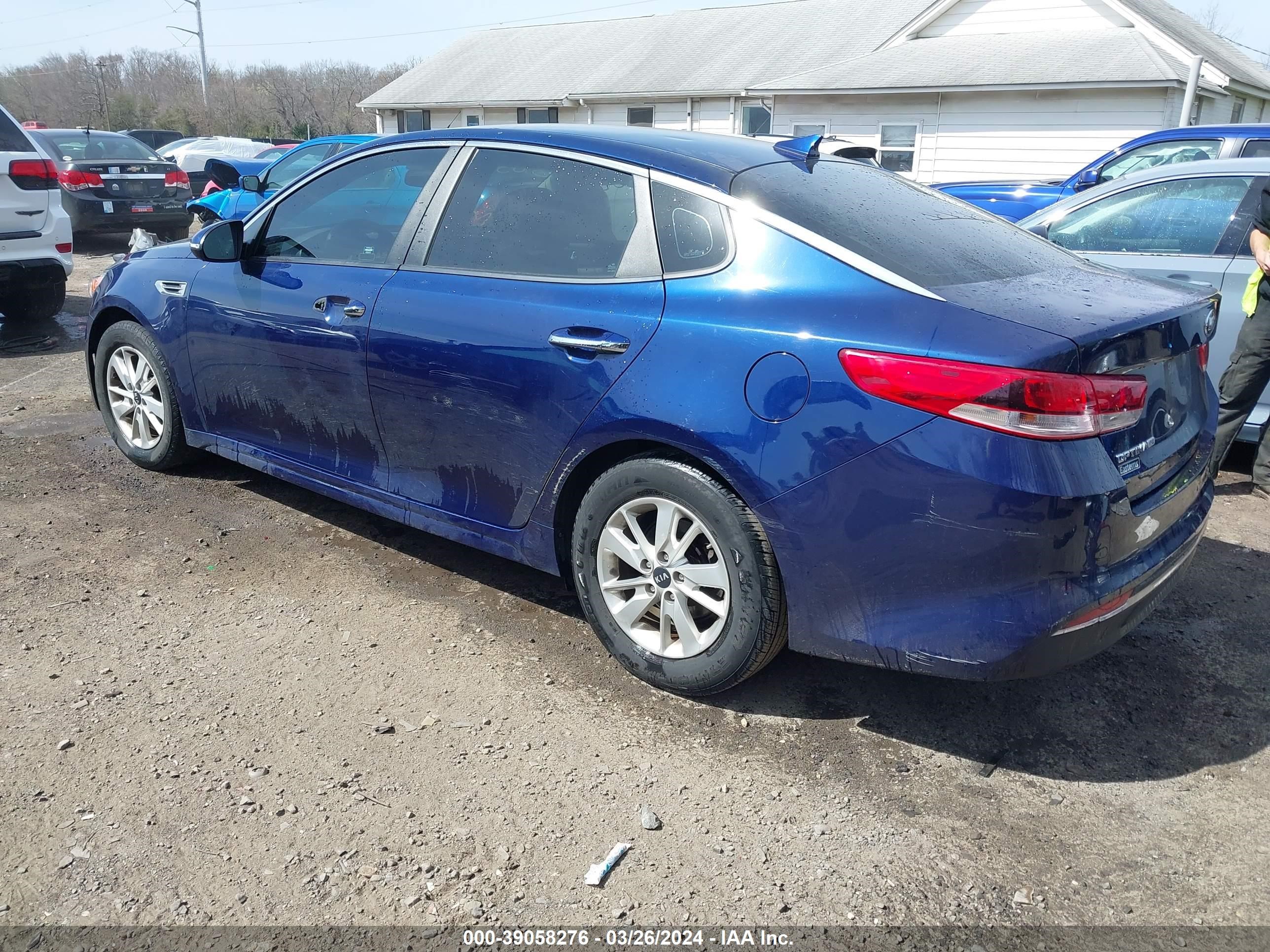 Photo 2 VIN: 5XXGT4L37GG008706 - KIA OPTIMA 