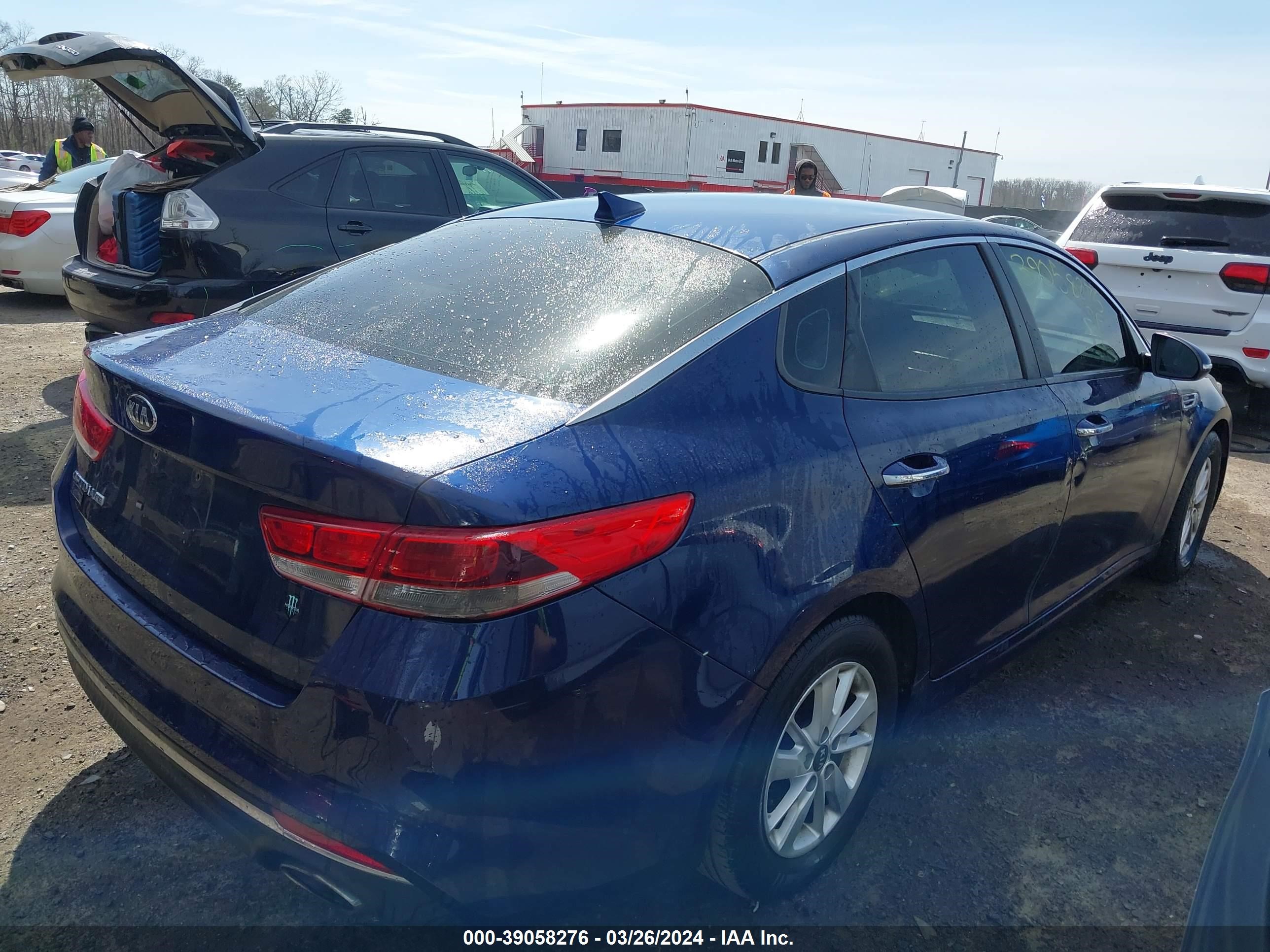 Photo 3 VIN: 5XXGT4L37GG008706 - KIA OPTIMA 