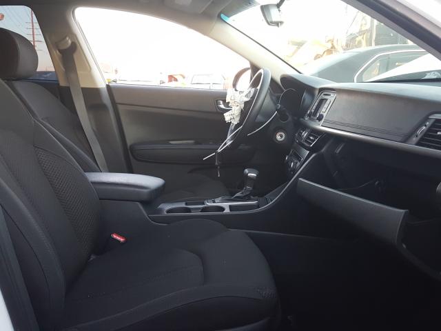 Photo 4 VIN: 5XXGT4L37GG039017 - KIA OPTIMA LX 