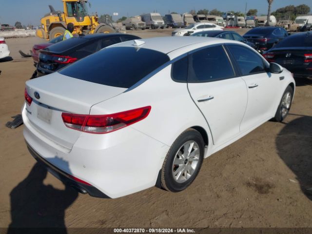 Photo 3 VIN: 5XXGT4L37GG058733 - KIA OPTIMA 