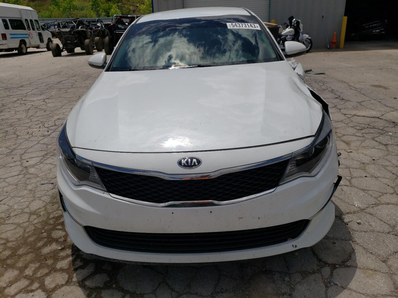 Photo 4 VIN: 5XXGT4L37GG082725 - KIA OPTIMA 