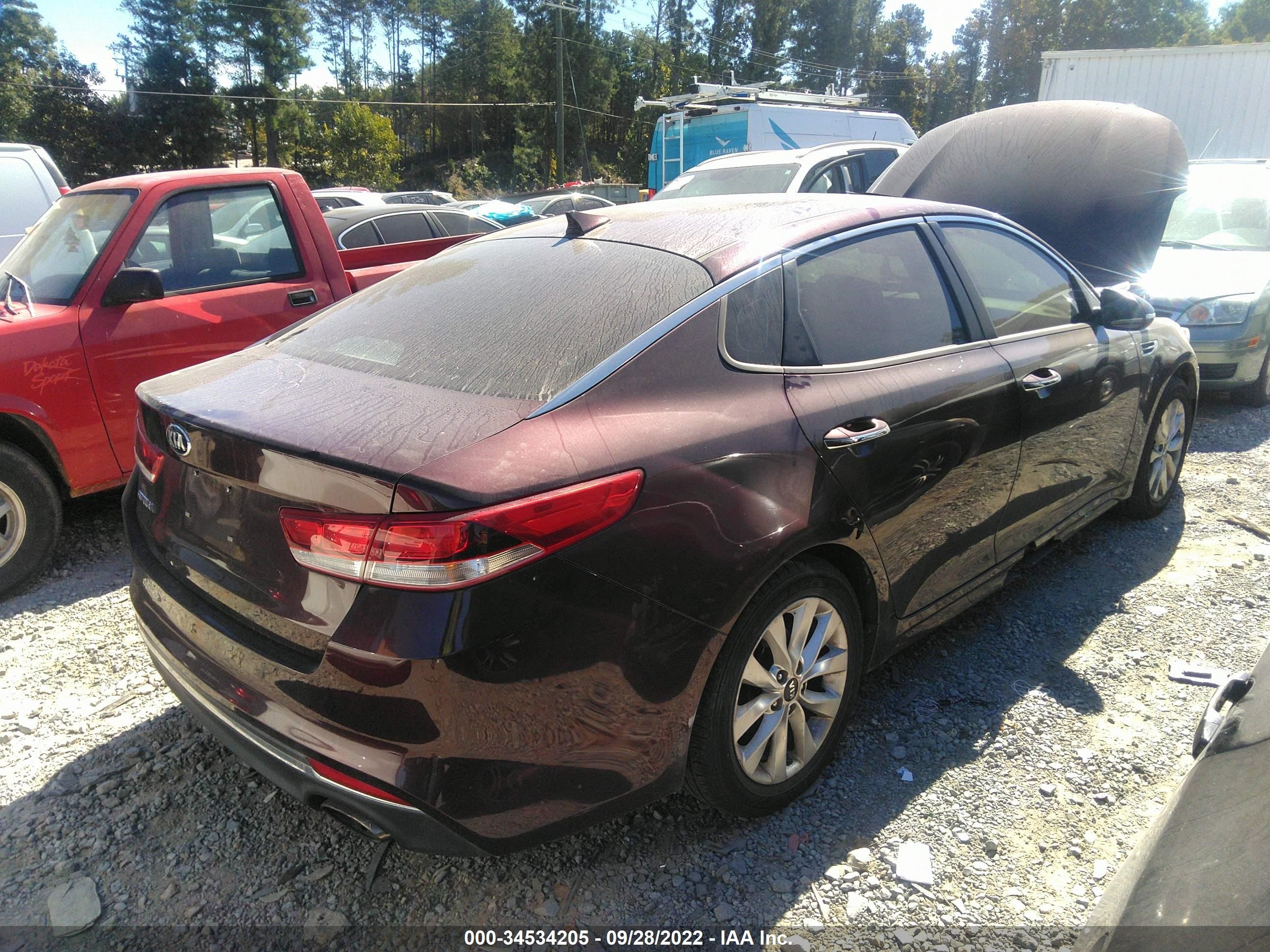 Photo 3 VIN: 5XXGT4L37HG148272 - KIA OPTIMA 