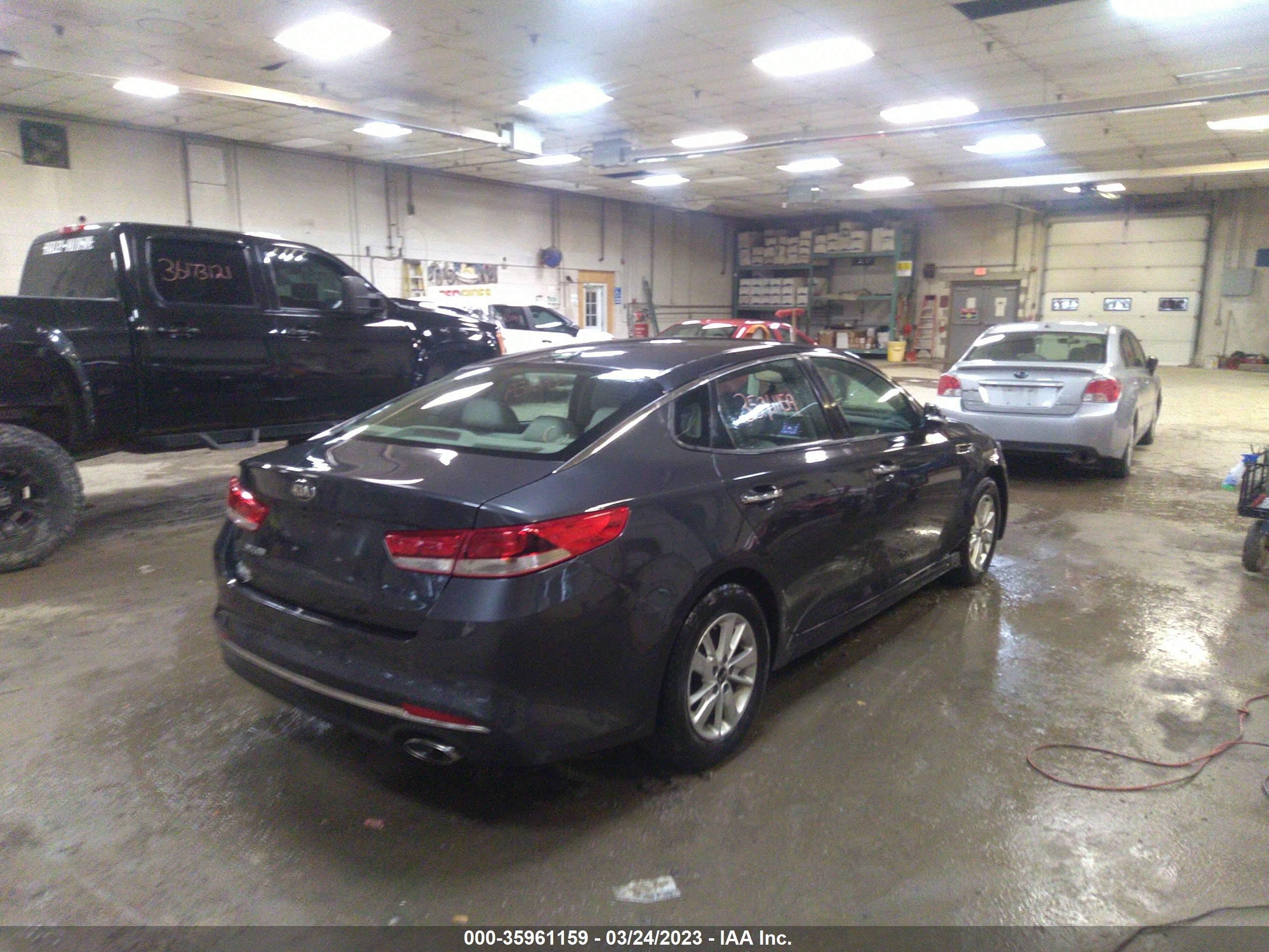 Photo 3 VIN: 5XXGT4L37HG153715 - KIA OPTIMA 