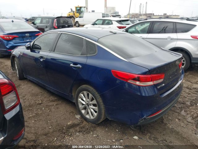 Photo 2 VIN: 5XXGT4L37HG156050 - KIA OPTIMA 