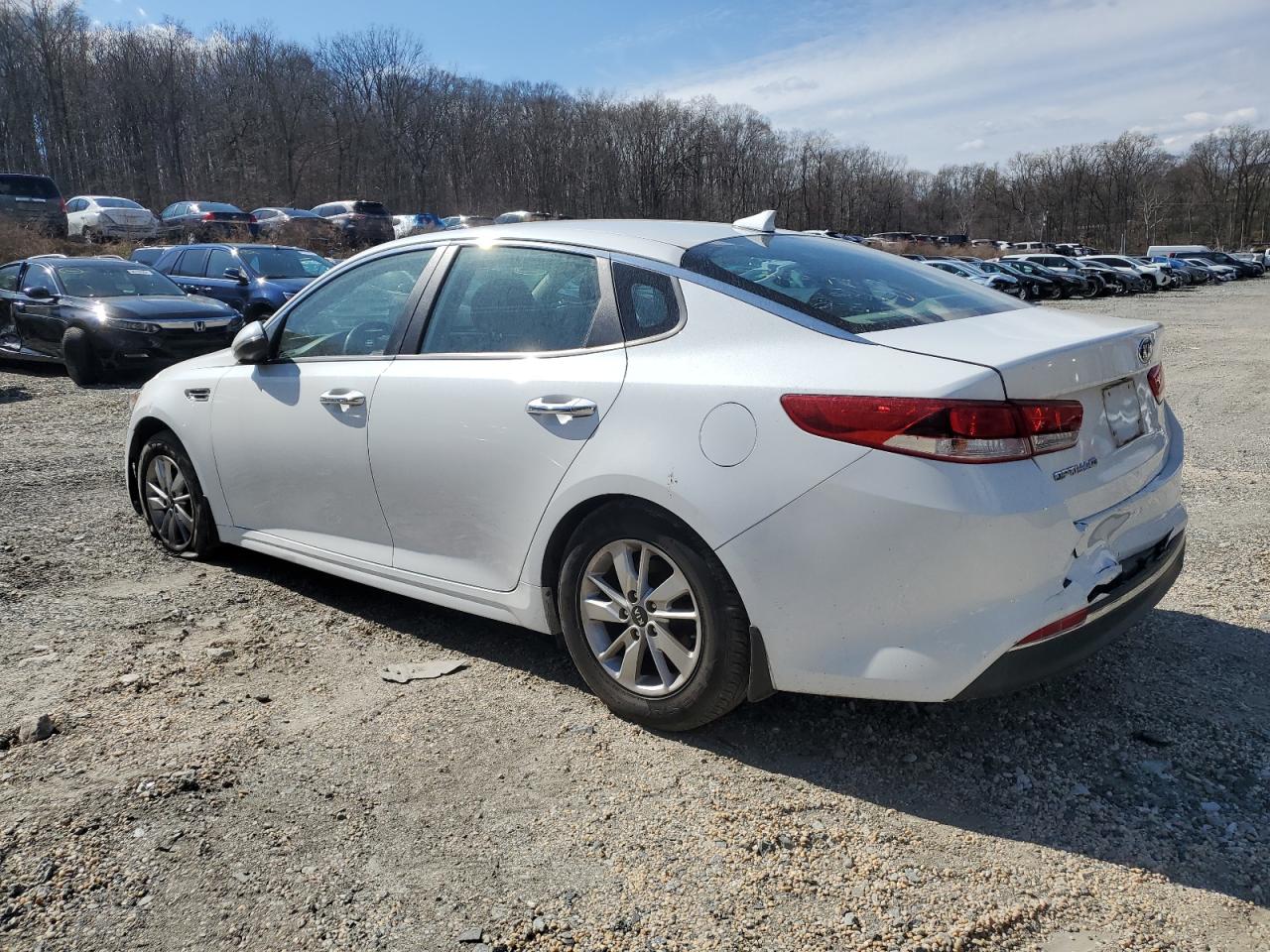 Photo 1 VIN: 5XXGT4L37HG157053 - KIA OPTIMA 