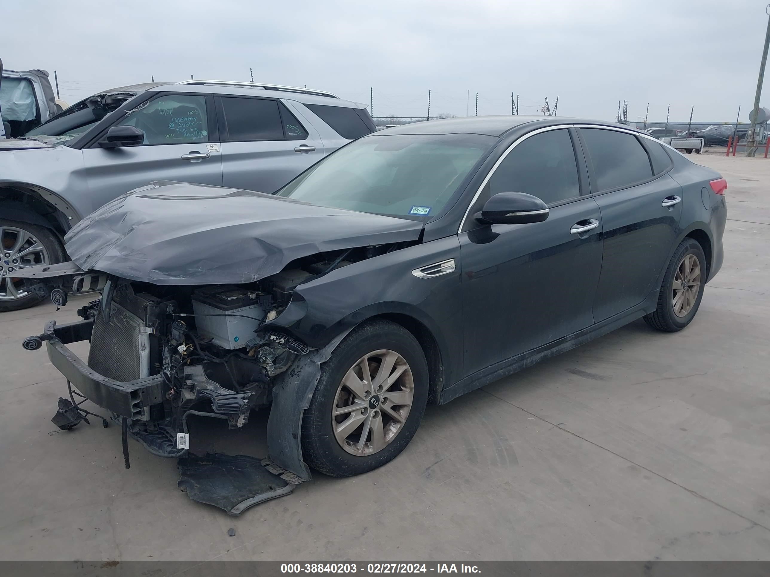 Photo 1 VIN: 5XXGT4L37HG163208 - KIA OPTIMA 