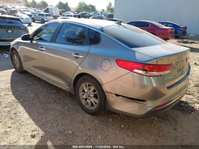 Photo 2 VIN: 5XXGT4L37JG207794 - KIA OPTIMA 