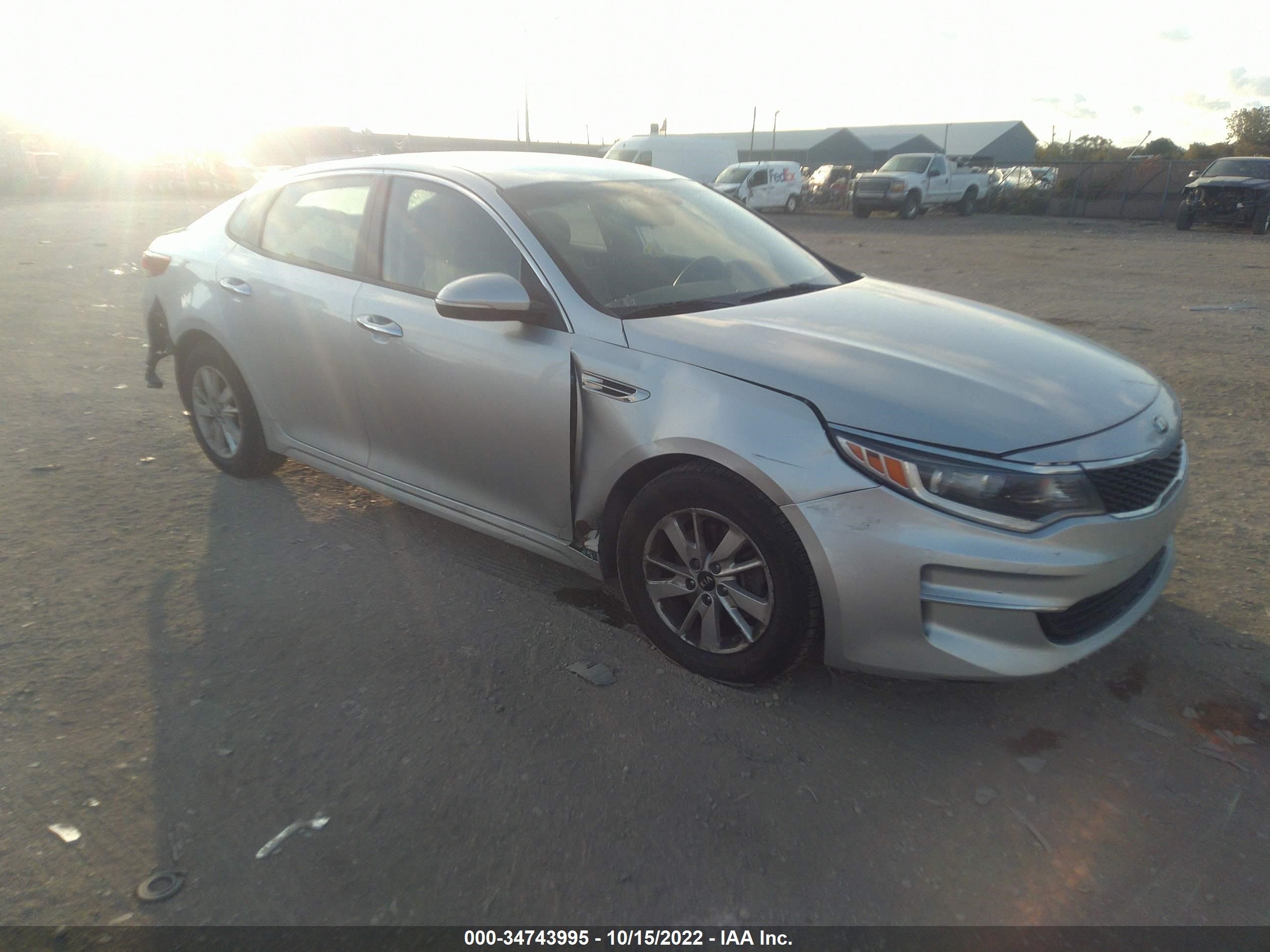 Photo 0 VIN: 5XXGT4L37JG213403 - KIA OPTIMA 