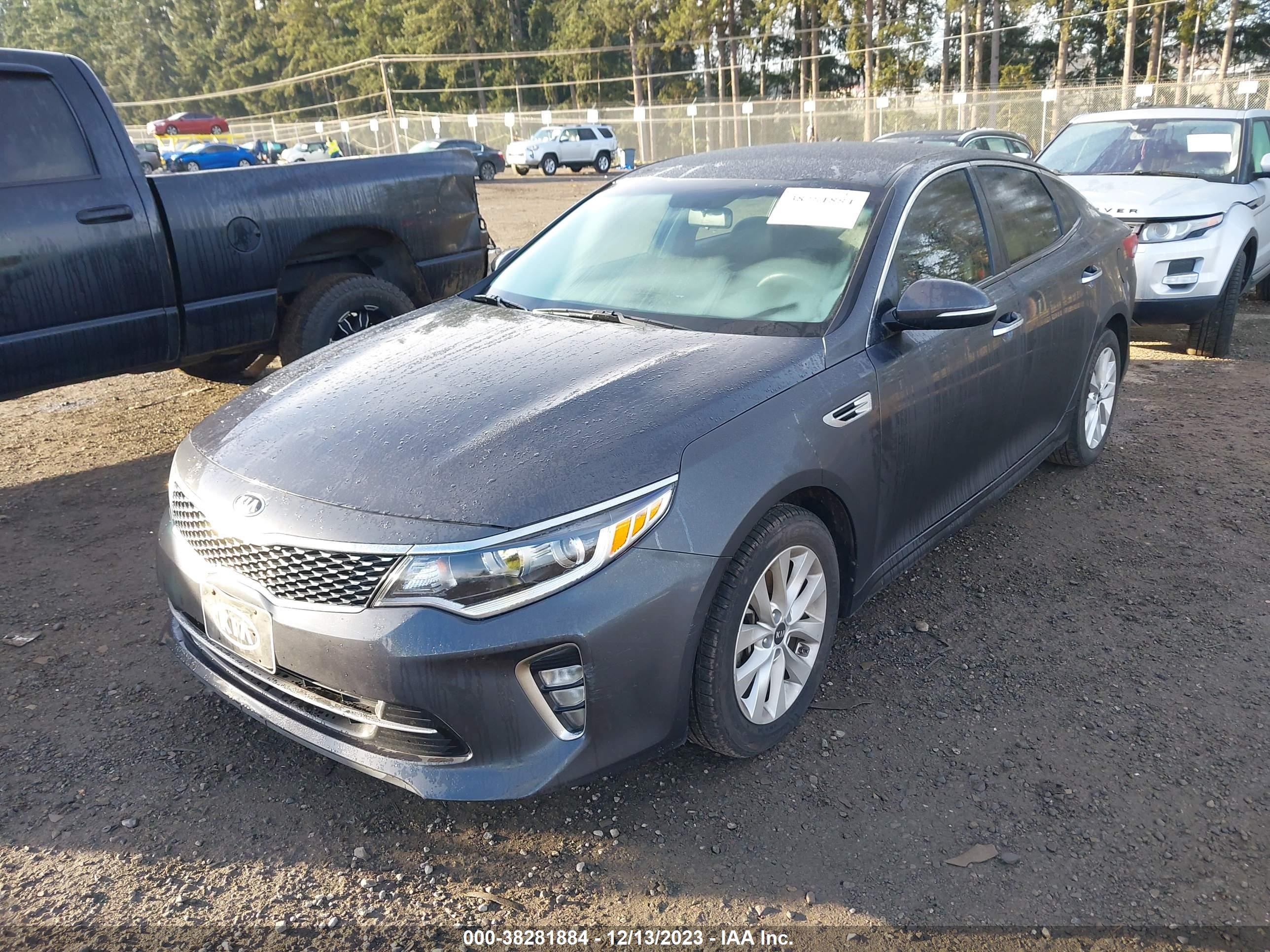 Photo 1 VIN: 5XXGT4L37JG222411 - KIA OPTIMA 