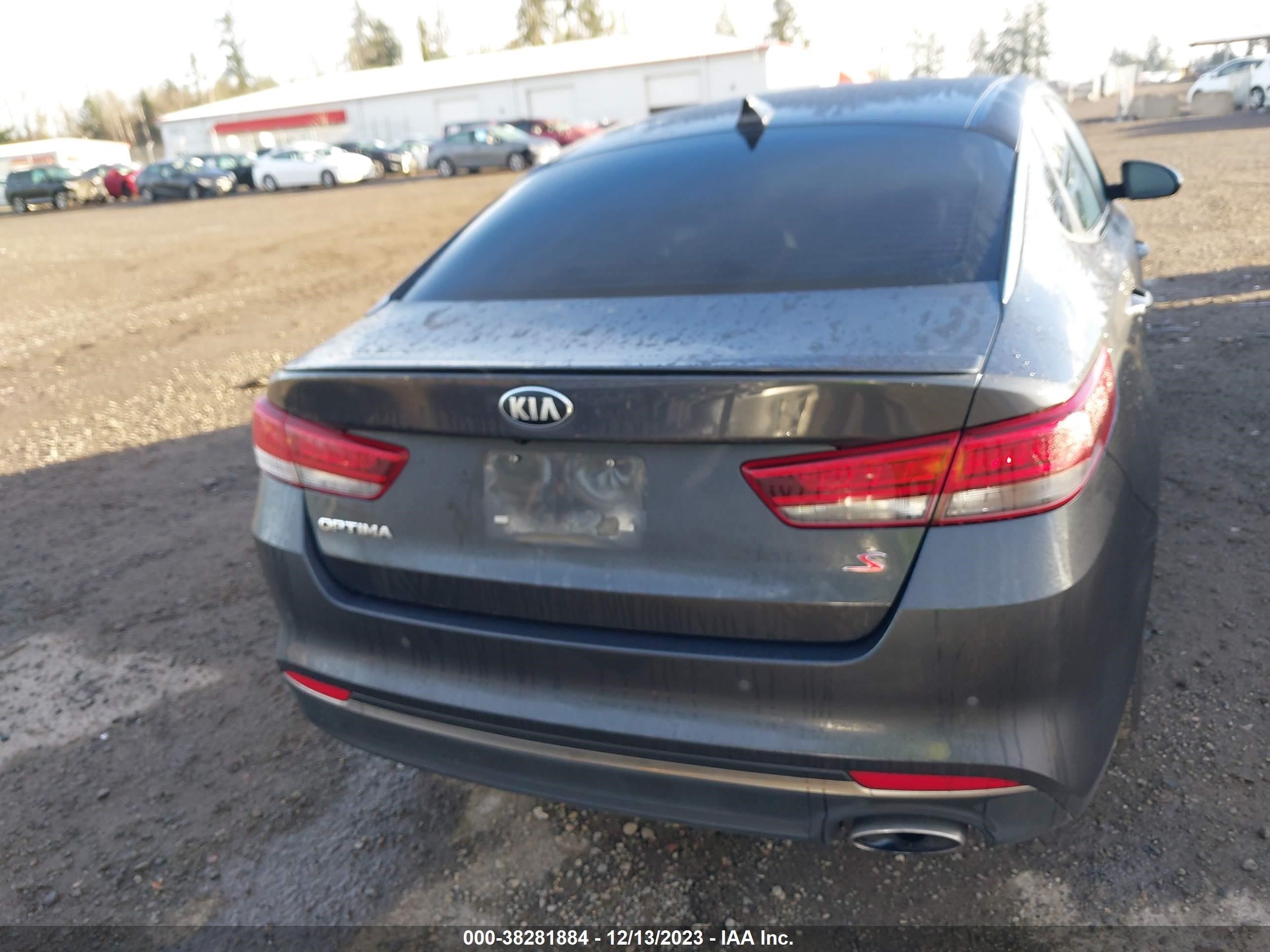 Photo 15 VIN: 5XXGT4L37JG222411 - KIA OPTIMA 