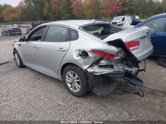 Photo 2 VIN: 5XXGT4L37JG227804 - KIA OPTIMA 