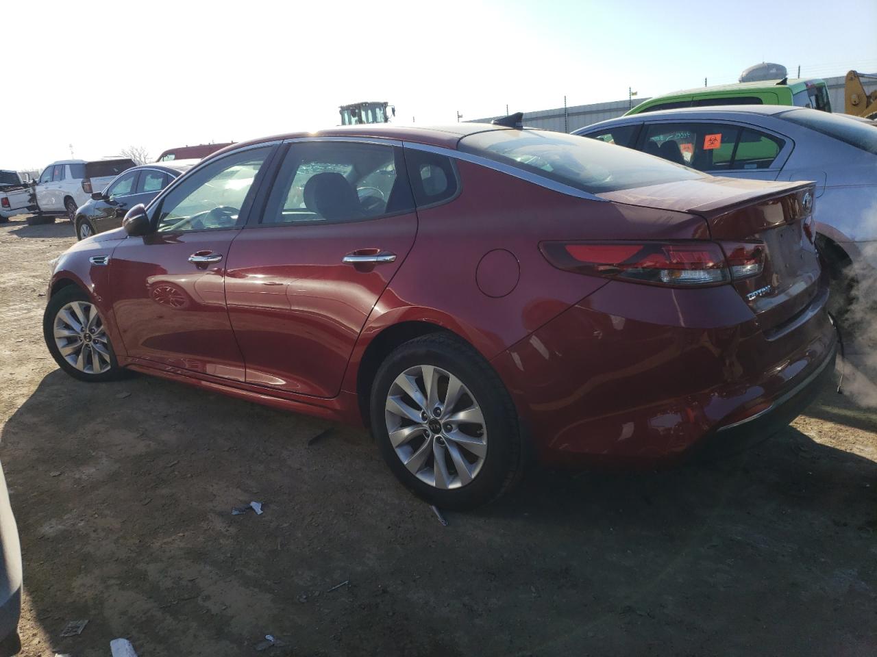 Photo 1 VIN: 5XXGT4L37JG235790 - KIA OPTIMA 