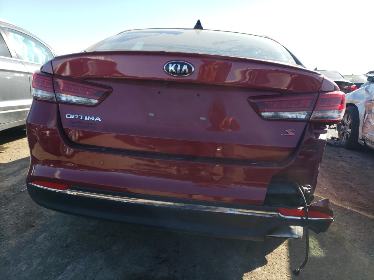 Photo 5 VIN: 5XXGT4L37JG235790 - KIA OPTIMA 