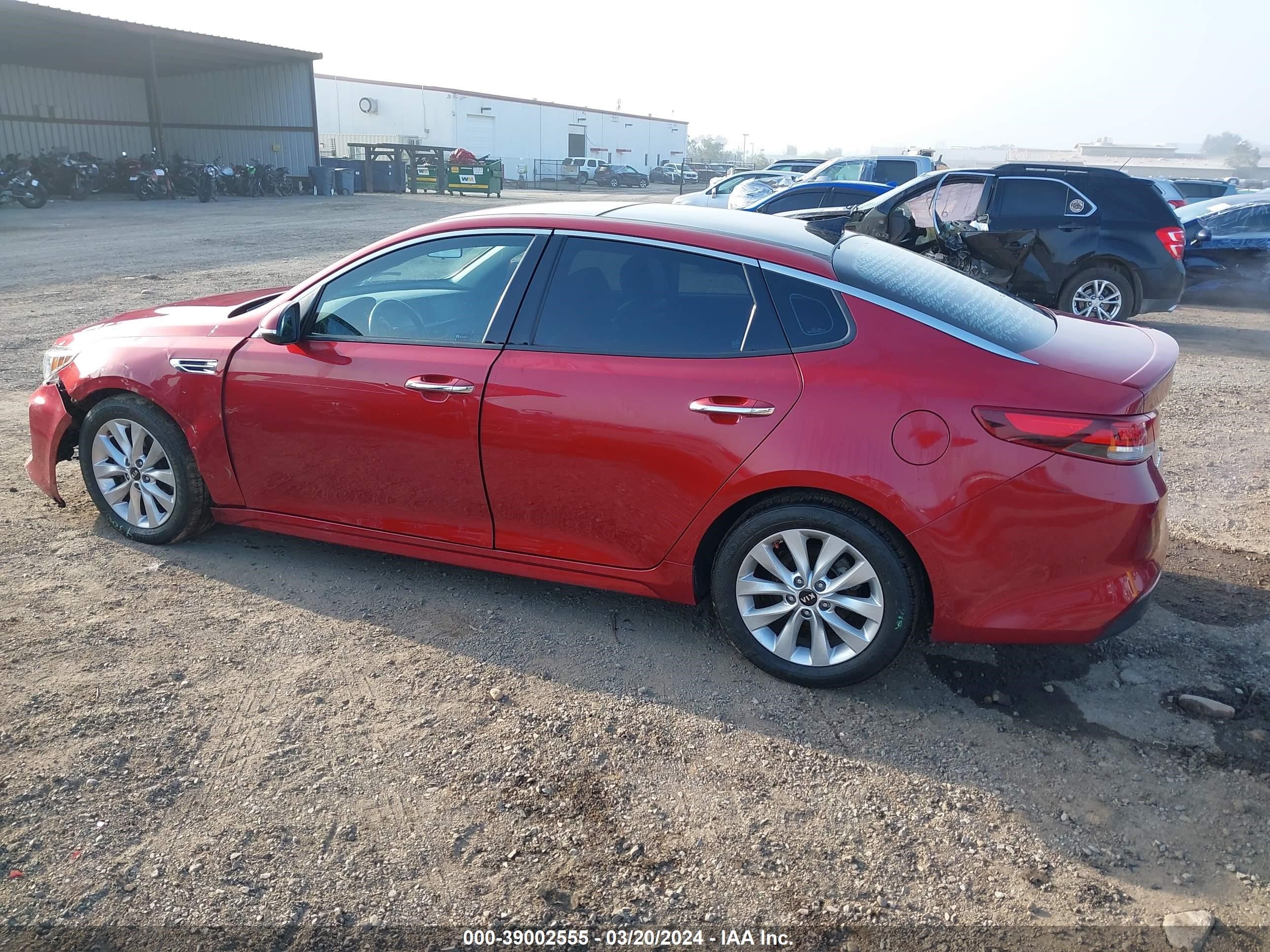 Photo 14 VIN: 5XXGT4L37JG238575 - KIA OPTIMA 