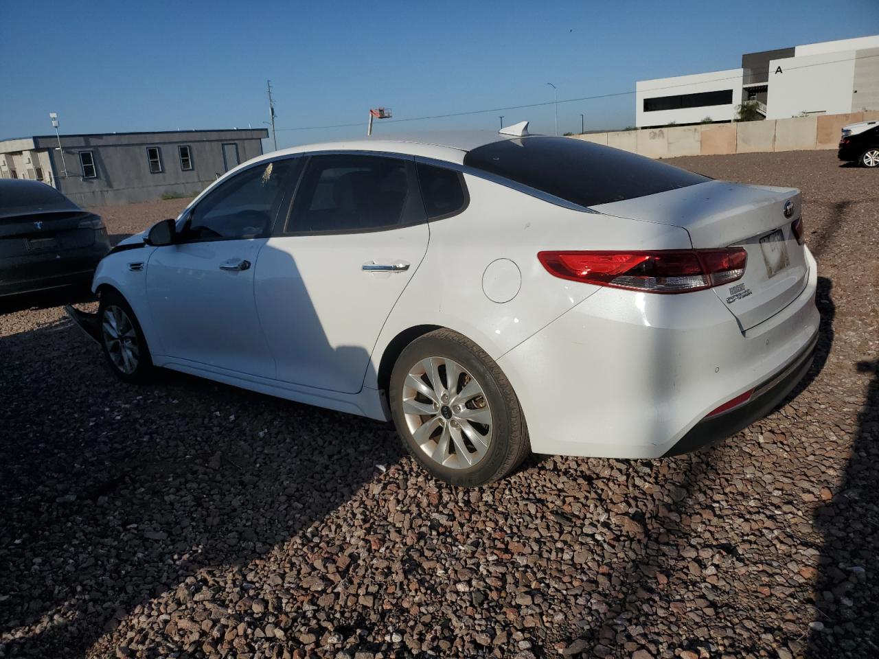 Photo 1 VIN: 5XXGT4L37JG253058 - KIA OPTIMA 