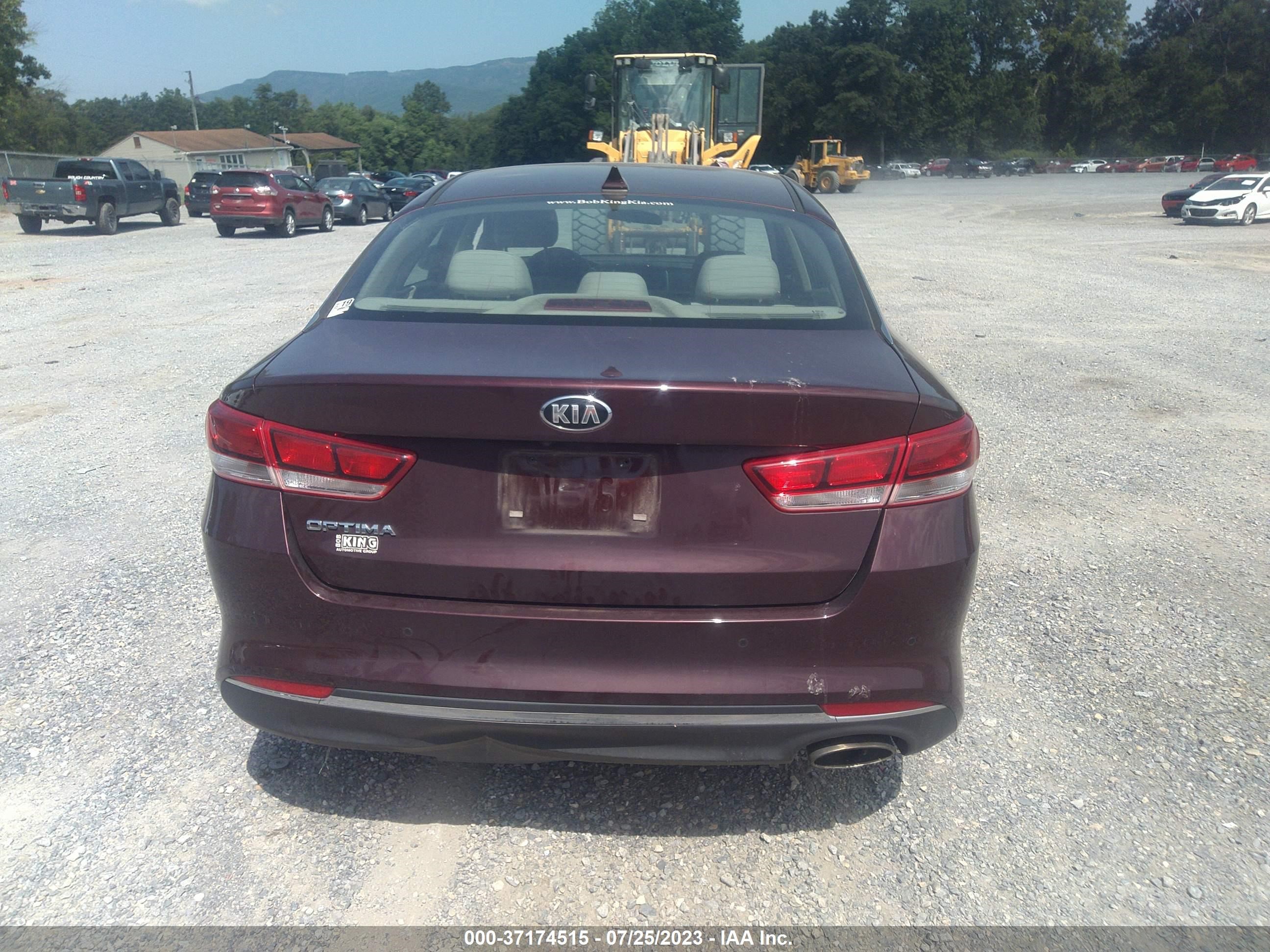 Photo 15 VIN: 5XXGT4L37JG263332 - KIA OPTIMA 