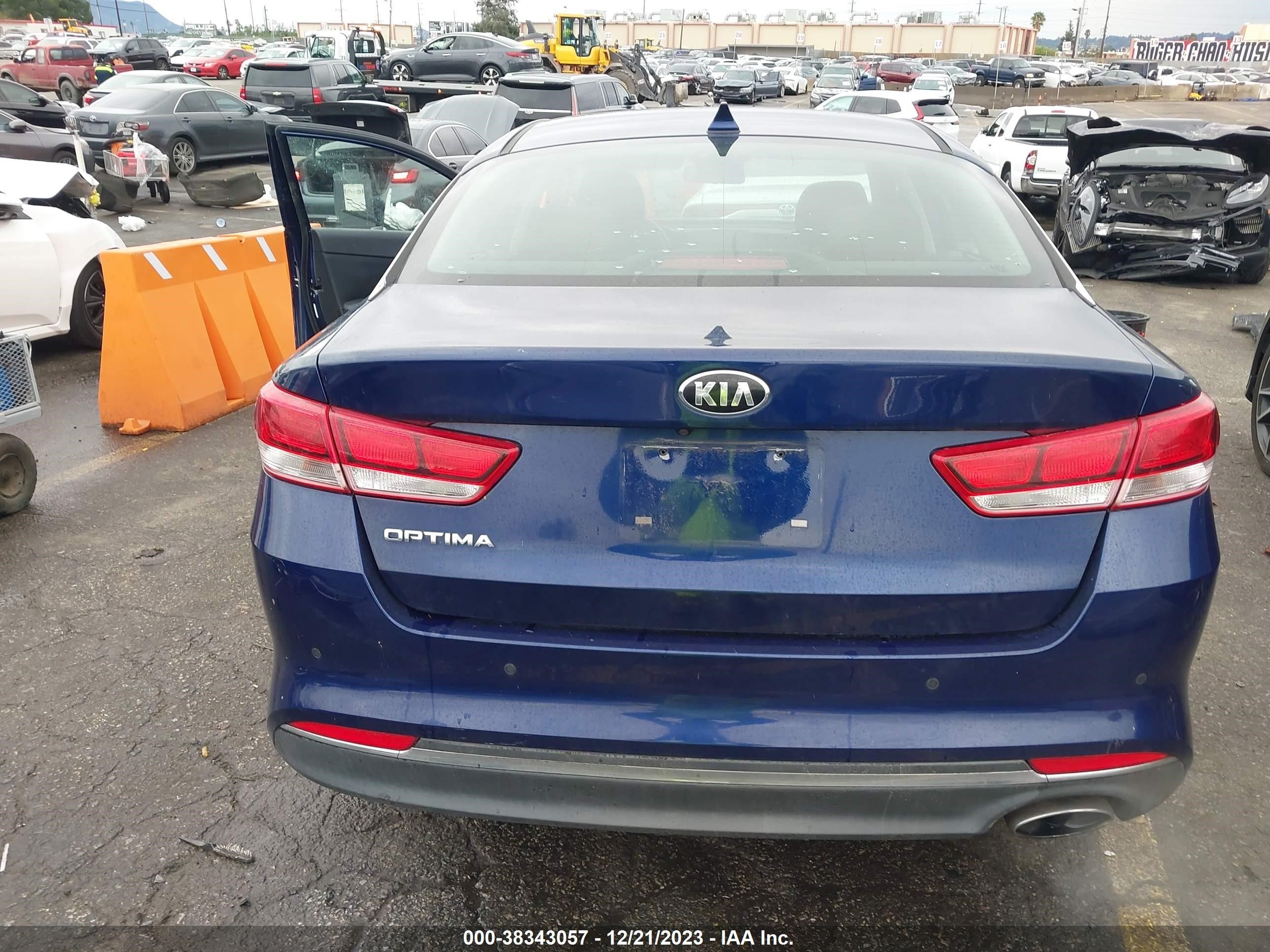 Photo 16 VIN: 5XXGT4L37JG263685 - KIA OPTIMA 