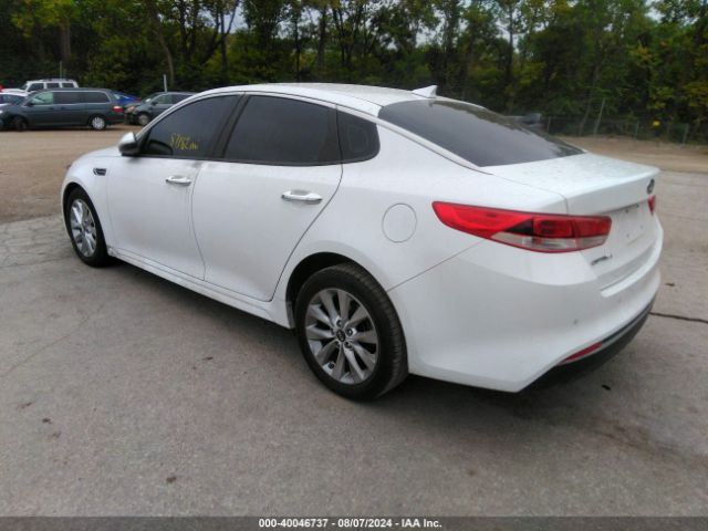 Photo 2 VIN: 5XXGT4L37JG269261 - KIA OPTIMA 