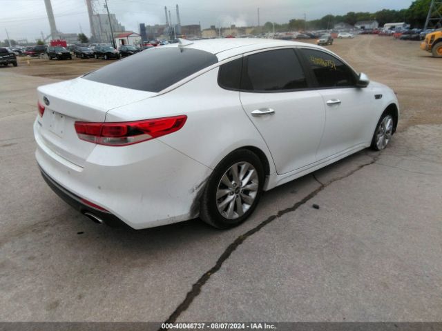 Photo 3 VIN: 5XXGT4L37JG269261 - KIA OPTIMA 