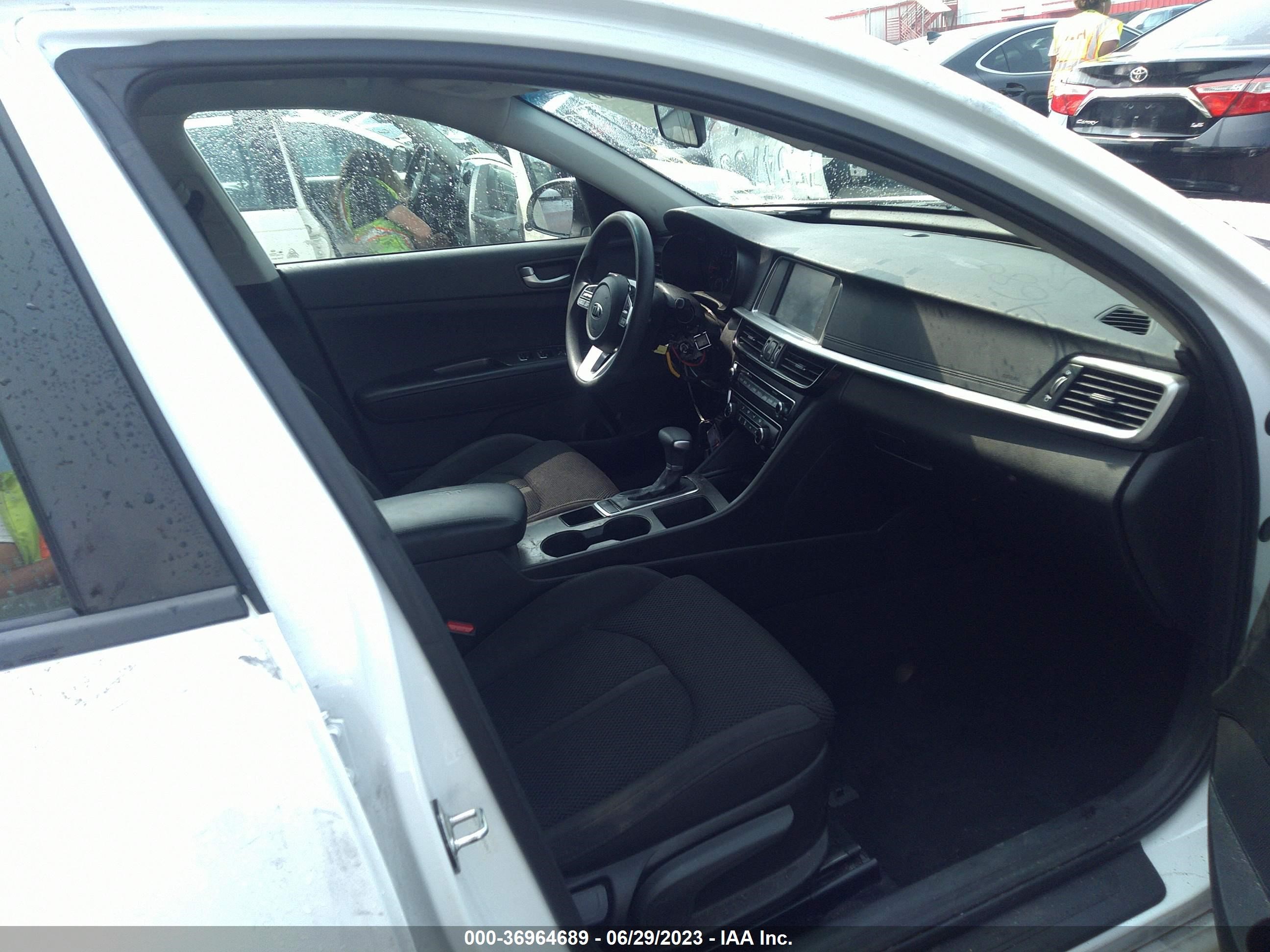 Photo 4 VIN: 5XXGT4L37KG312417 - KIA OPTIMA 