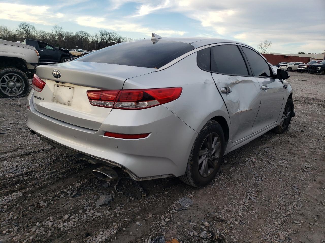 Photo 2 VIN: 5XXGT4L37LG437449 - KIA OPTIMA 