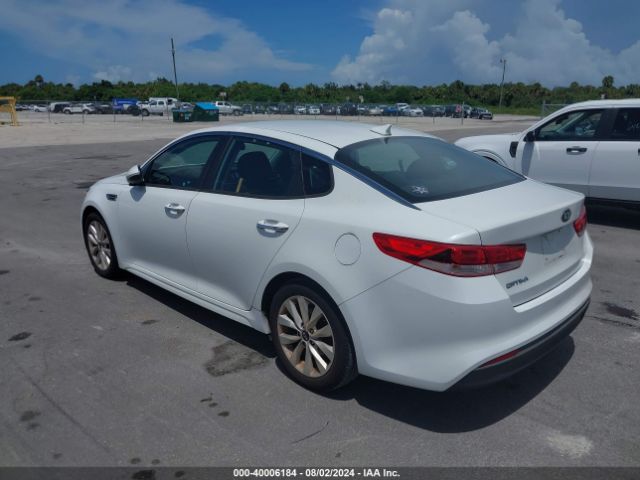 Photo 2 VIN: 5XXGT4L38GG003708 - KIA OPTIMA 