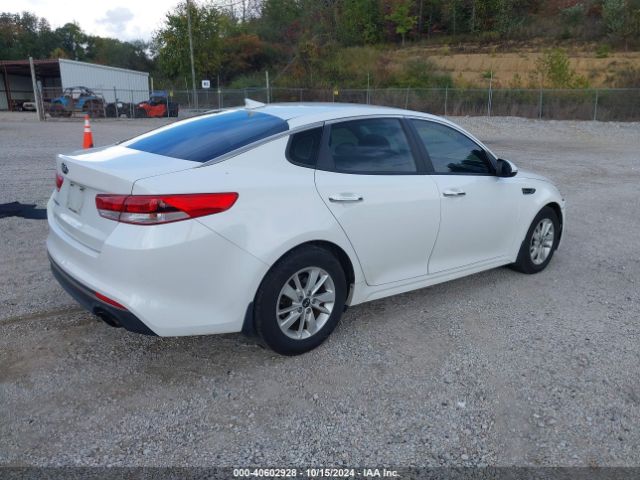 Photo 3 VIN: 5XXGT4L38GG035915 - KIA OPTIMA 