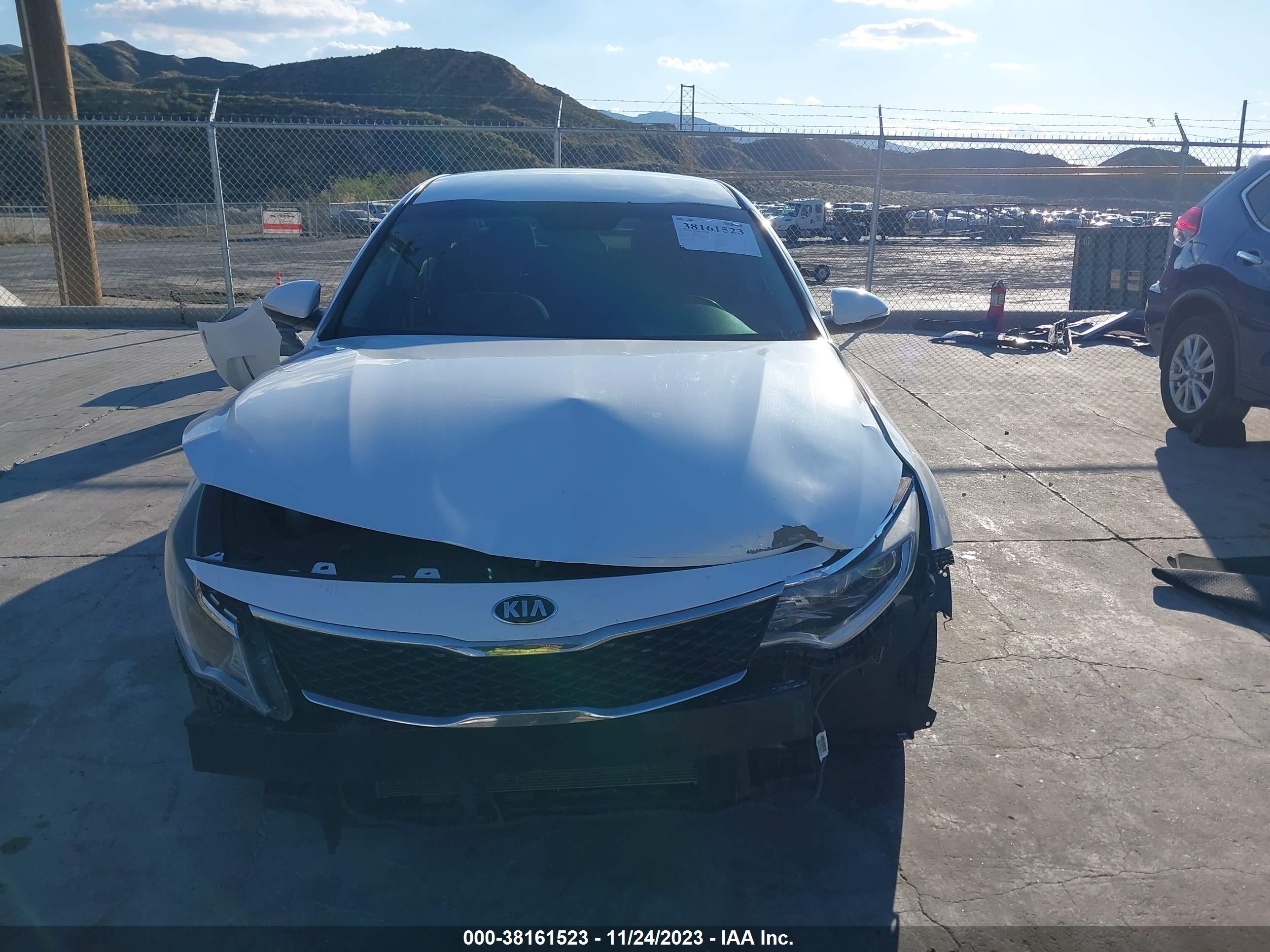 Photo 12 VIN: 5XXGT4L38GG052763 - KIA OPTIMA 