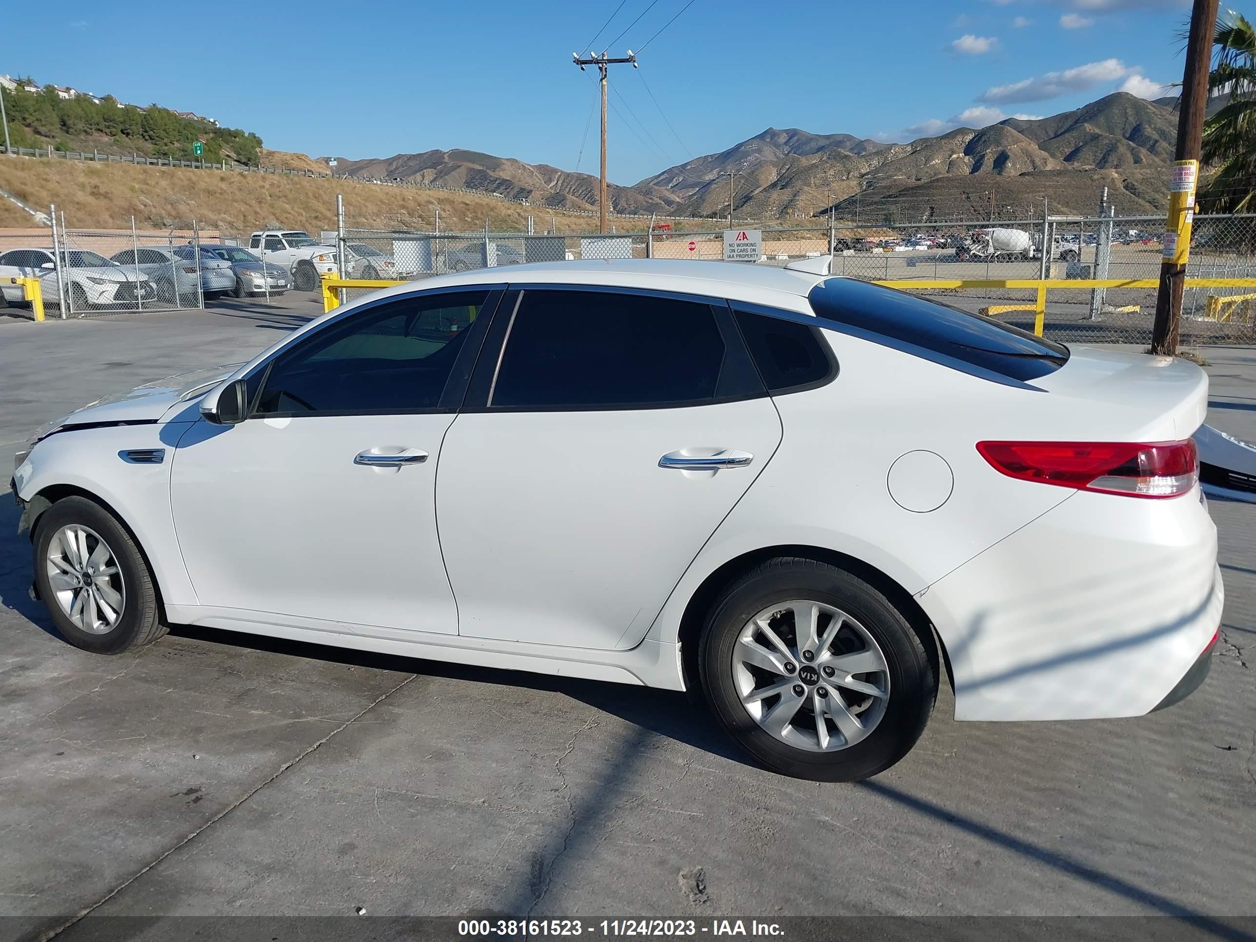 Photo 14 VIN: 5XXGT4L38GG052763 - KIA OPTIMA 