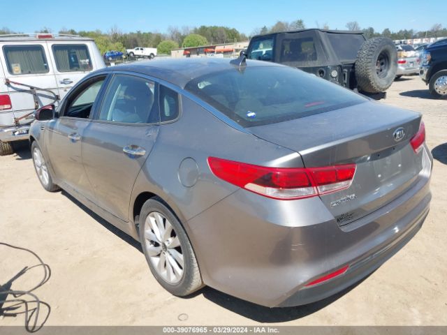 Photo 2 VIN: 5XXGT4L38GG085343 - KIA OPTIMA 