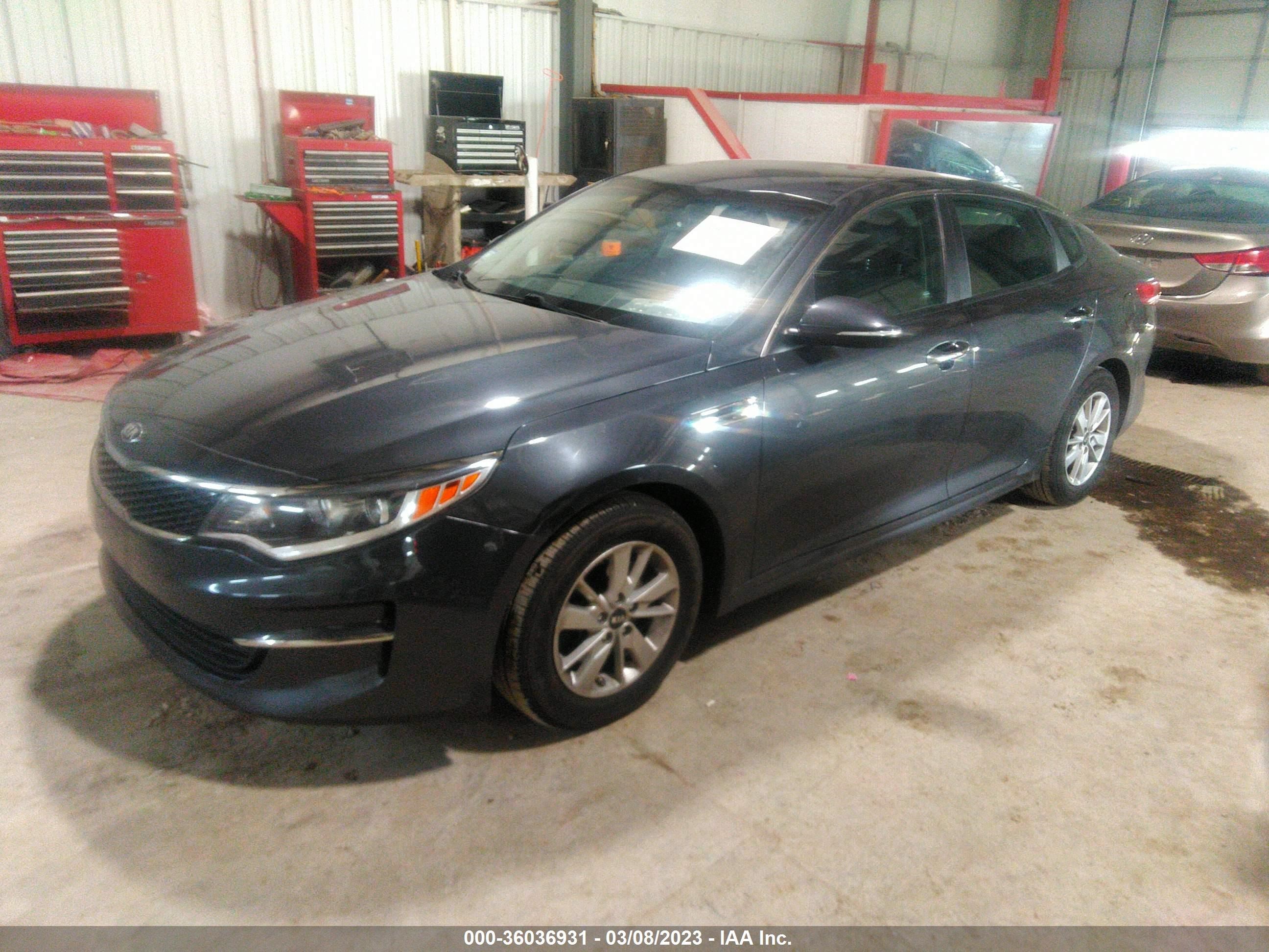 Photo 1 VIN: 5XXGT4L38HG139838 - KIA OPTIMA 