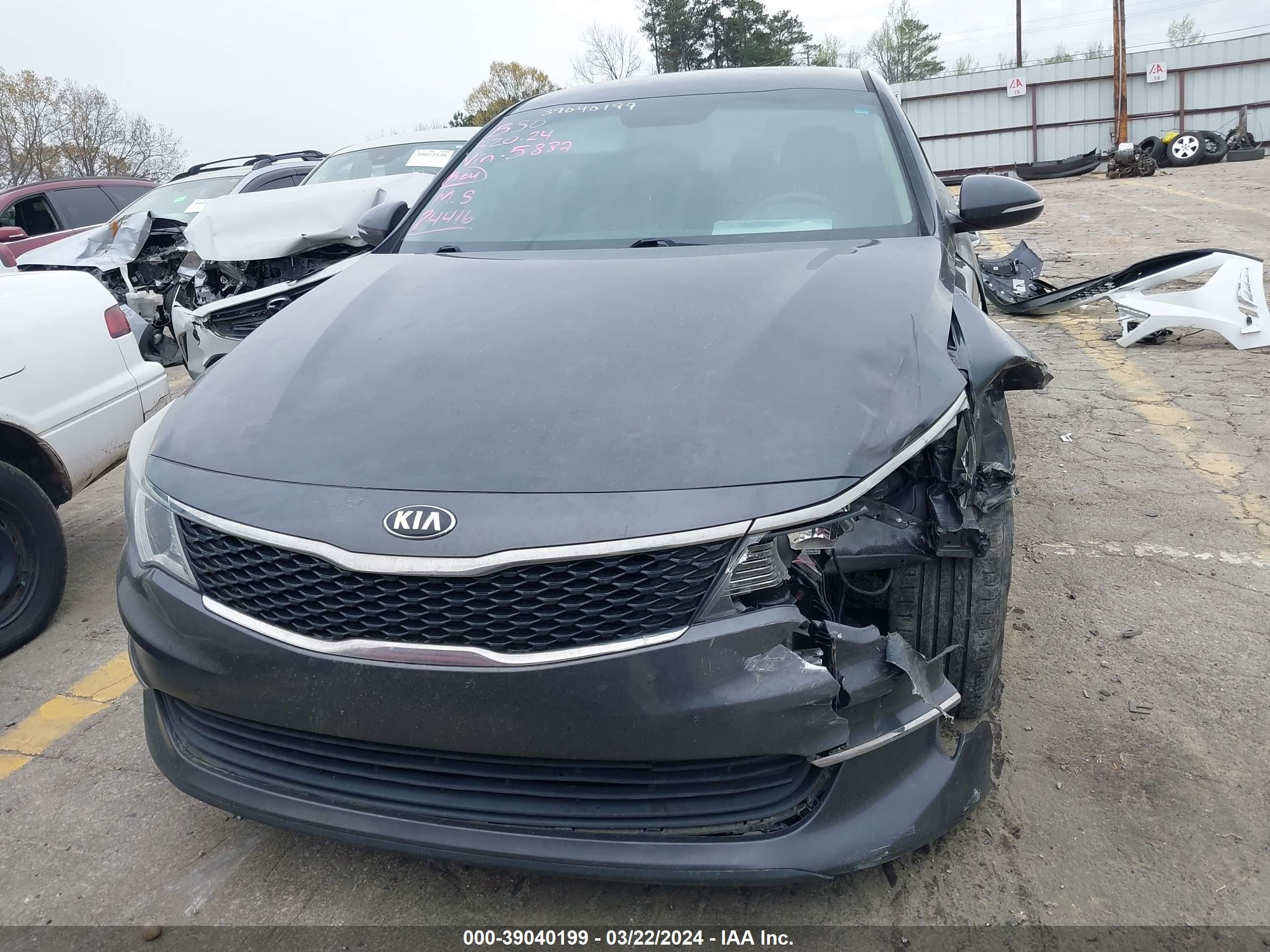 Photo 11 VIN: 5XXGT4L38HG145882 - KIA OPTIMA 