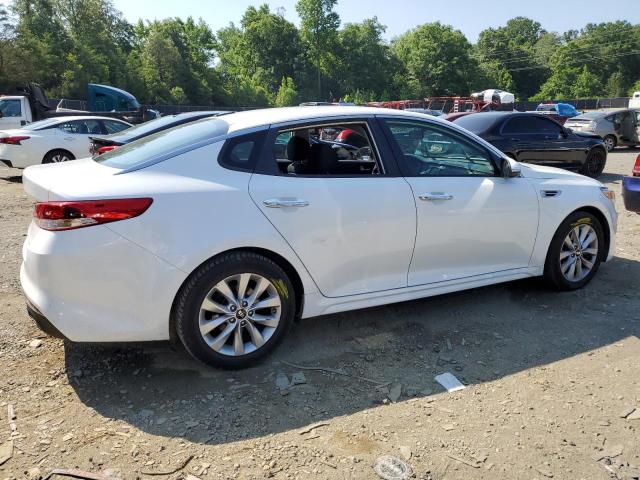 Photo 2 VIN: 5XXGT4L38HG146370 - KIA OPTIMA 