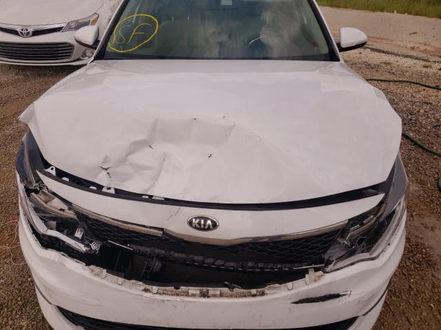 Photo 5 VIN: 5XXGT4L38JG181741 - KIA OPTIMA LX 