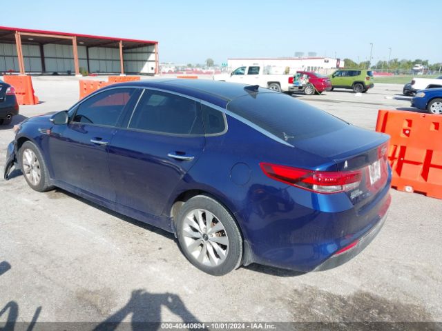 Photo 2 VIN: 5XXGT4L38JG194778 - KIA OPTIMA 