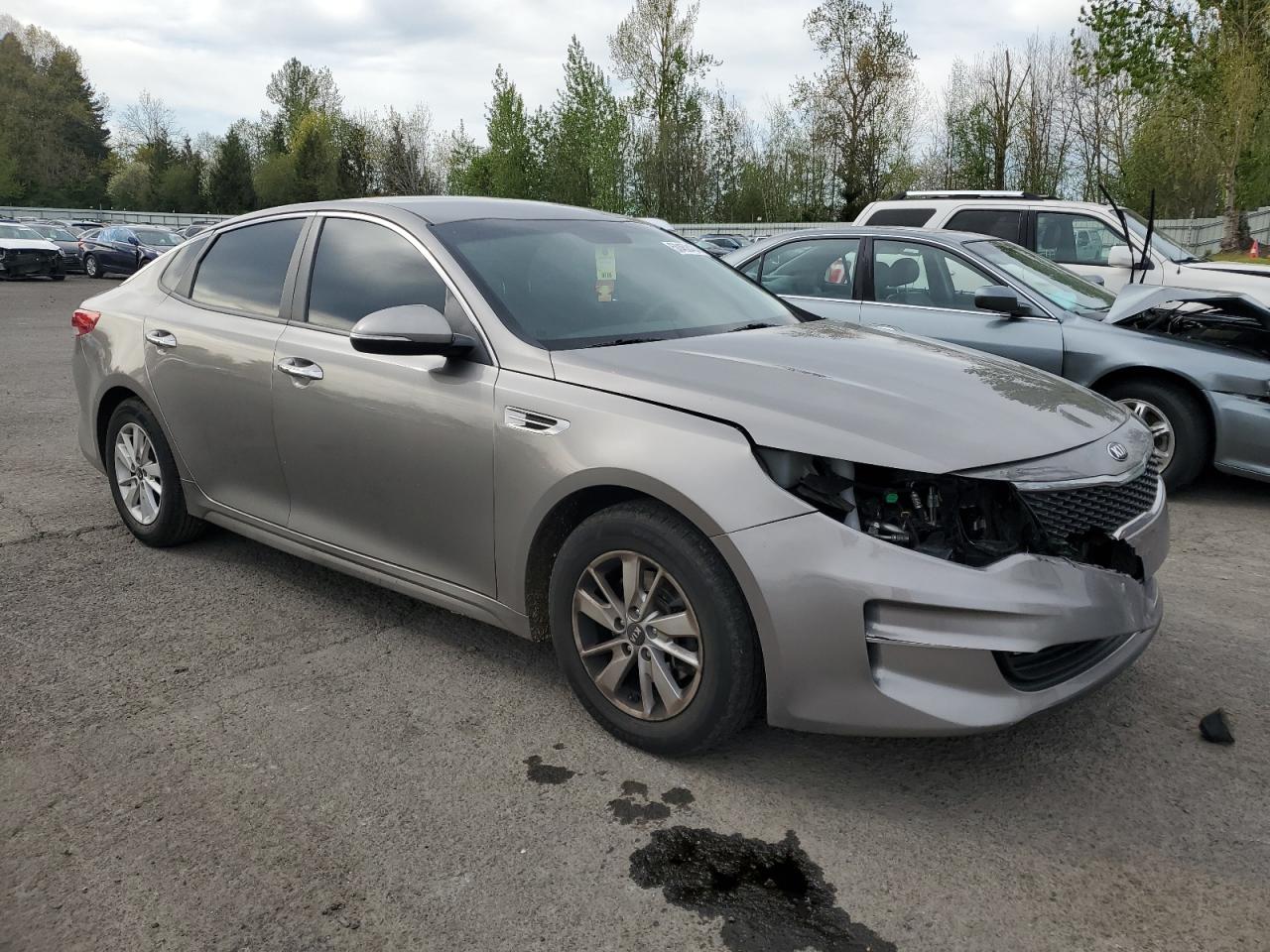 Photo 3 VIN: 5XXGT4L38JG220862 - KIA OPTIMA 