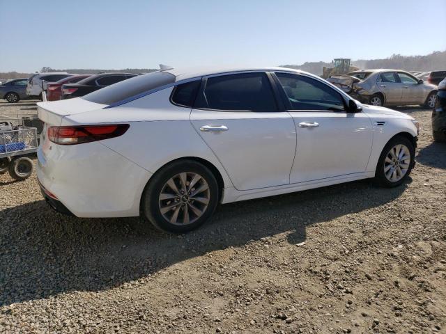 Photo 2 VIN: 5XXGT4L38JG237158 - KIA OPTIMA 