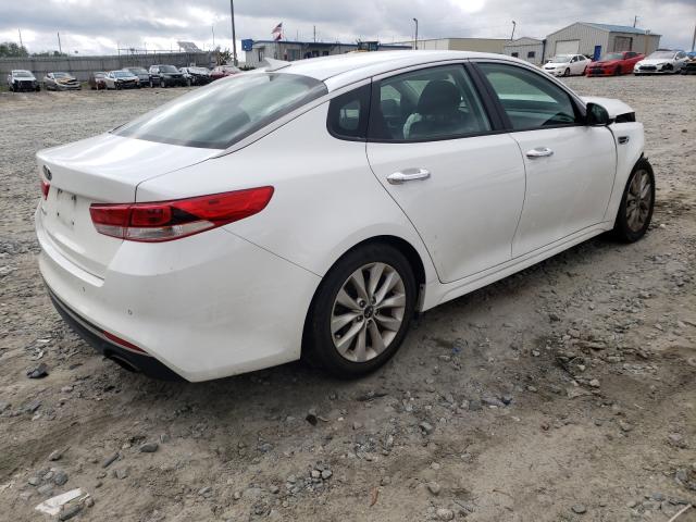 Photo 3 VIN: 5XXGT4L38JG252257 - KIA OPTIMA LX 