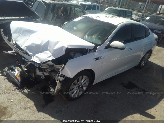 Photo 1 VIN: 5XXGT4L38JG257104 - KIA OPTIMA 