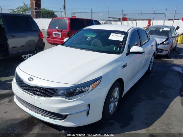 Photo 1 VIN: 5XXGT4L38JG258592 - KIA OPTIMA 