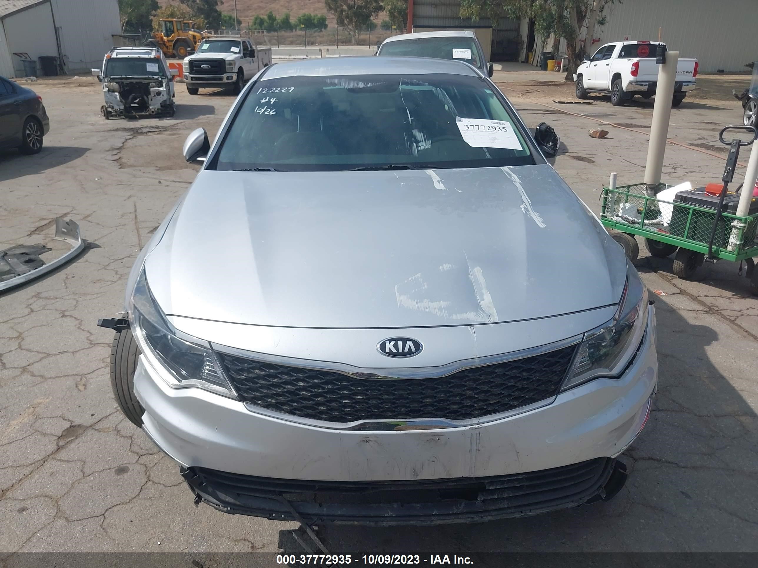 Photo 10 VIN: 5XXGT4L38JG259824 - KIA OPTIMA 