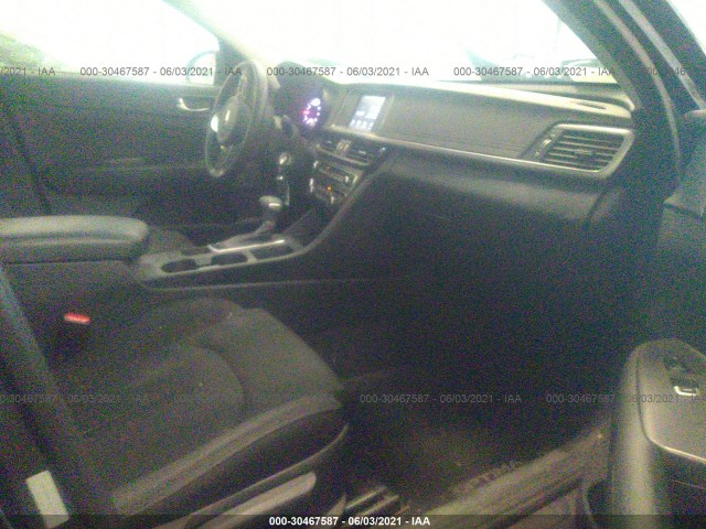 Photo 4 VIN: 5XXGT4L38JG261072 - KIA OPTIMA 